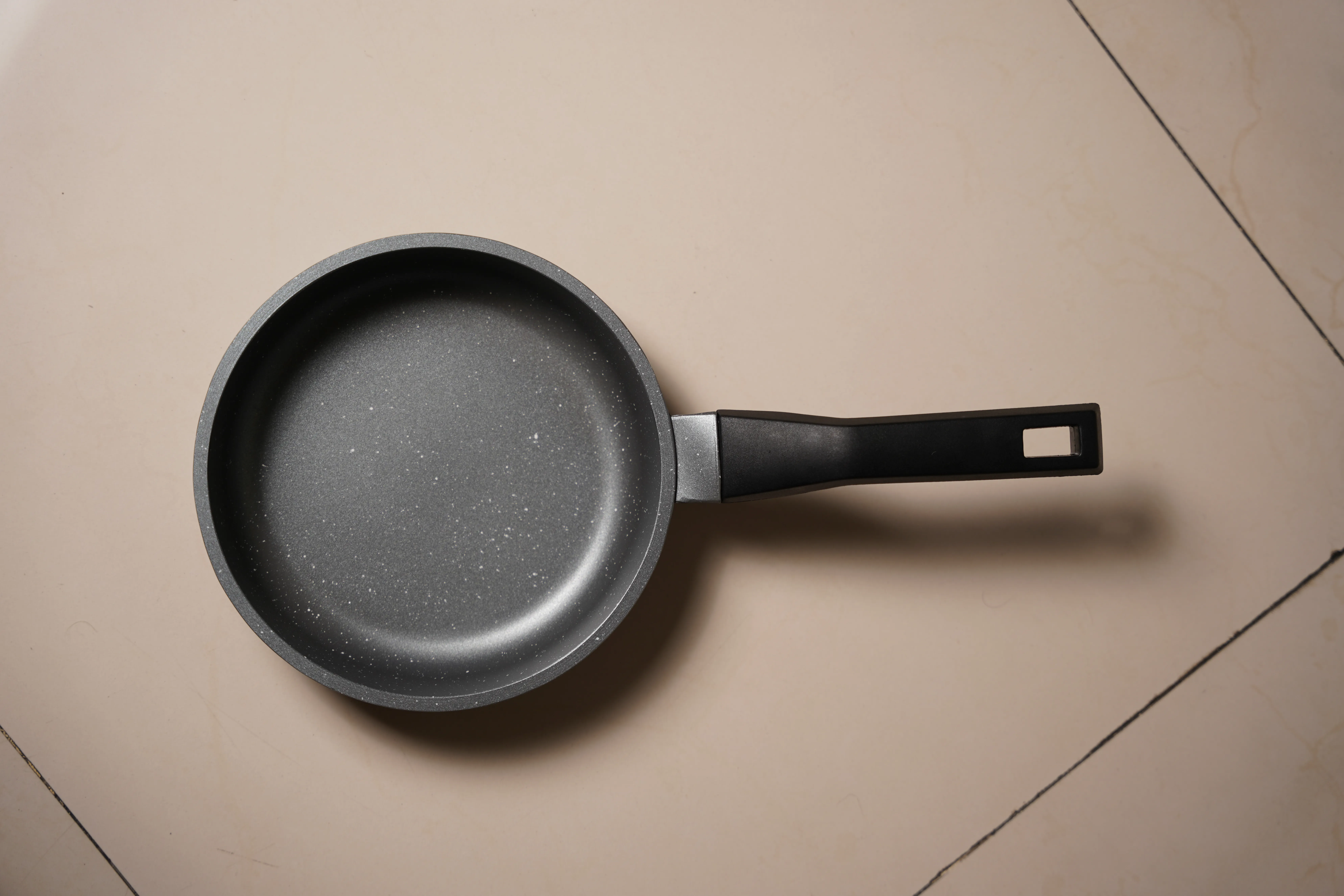 راهنمای انتخاب ظروف مناسب روی آتش و زغال