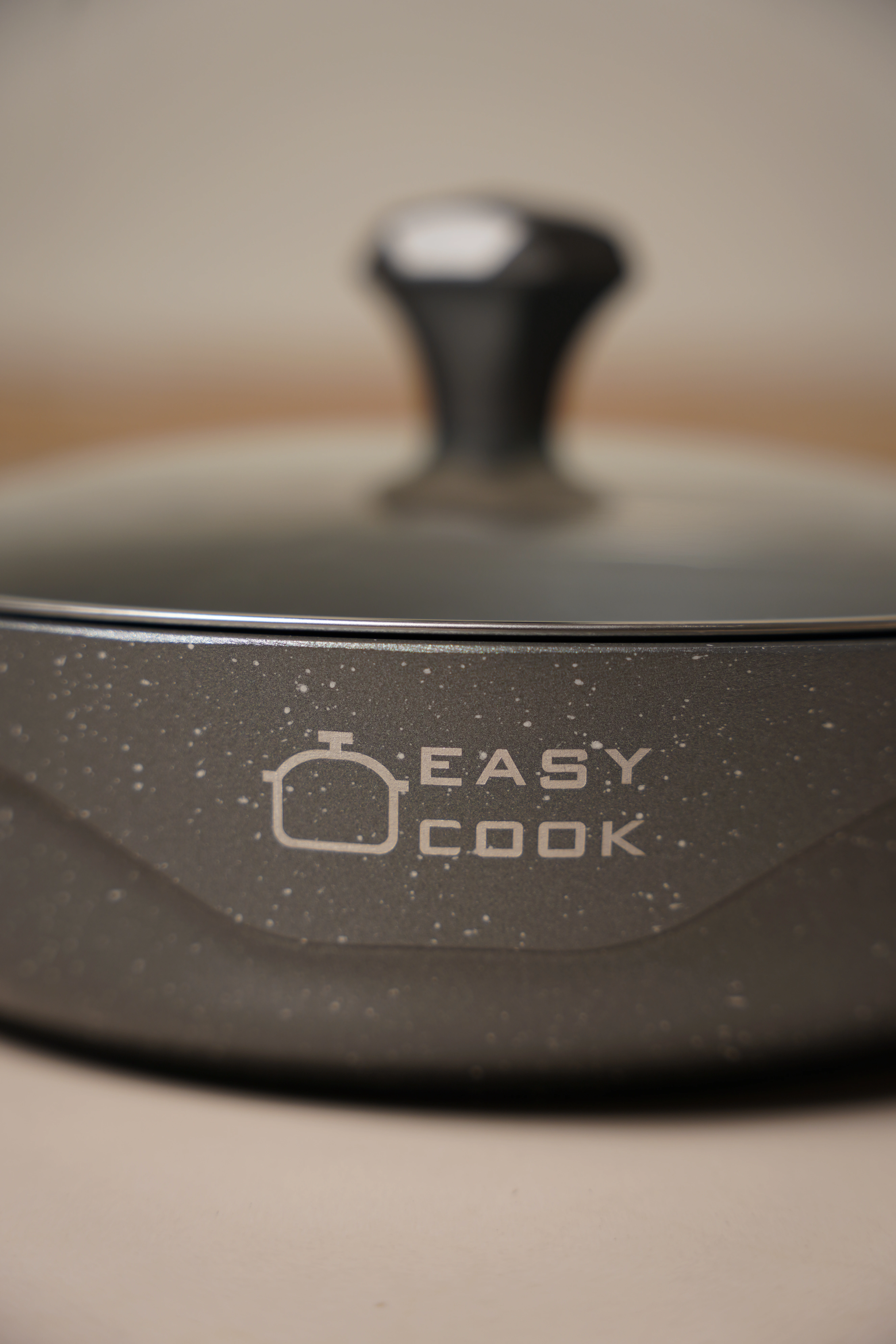 راه های جلوگیری از زنگ زدن قابلمه چدنی