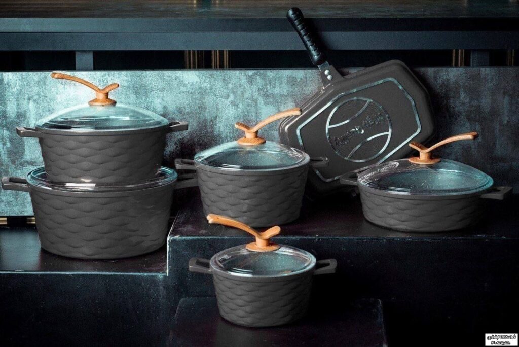 تفاوت قابلمه چدنی و سرامیکی: کدام برای آشپزی روزمره بهتر است؟