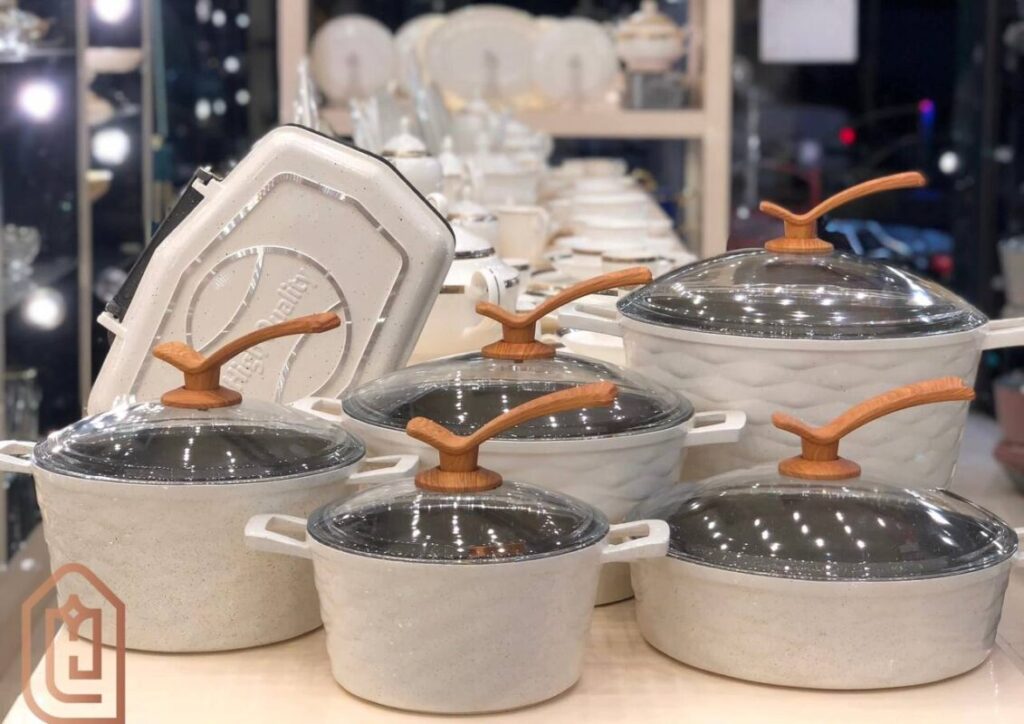 تفاوت قابلمه گرانیتی و سرامیکی | ایمنی و دوام در آشپزی