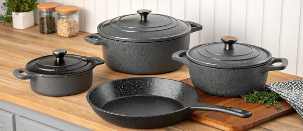 سرویس قابلمه چدنی و گرانیتی ویژه خانم‌های خانه‌دار با طراحی کاربردی